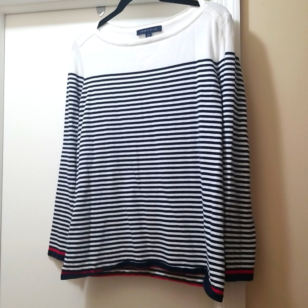 Tommy Hilfiger knit sweater